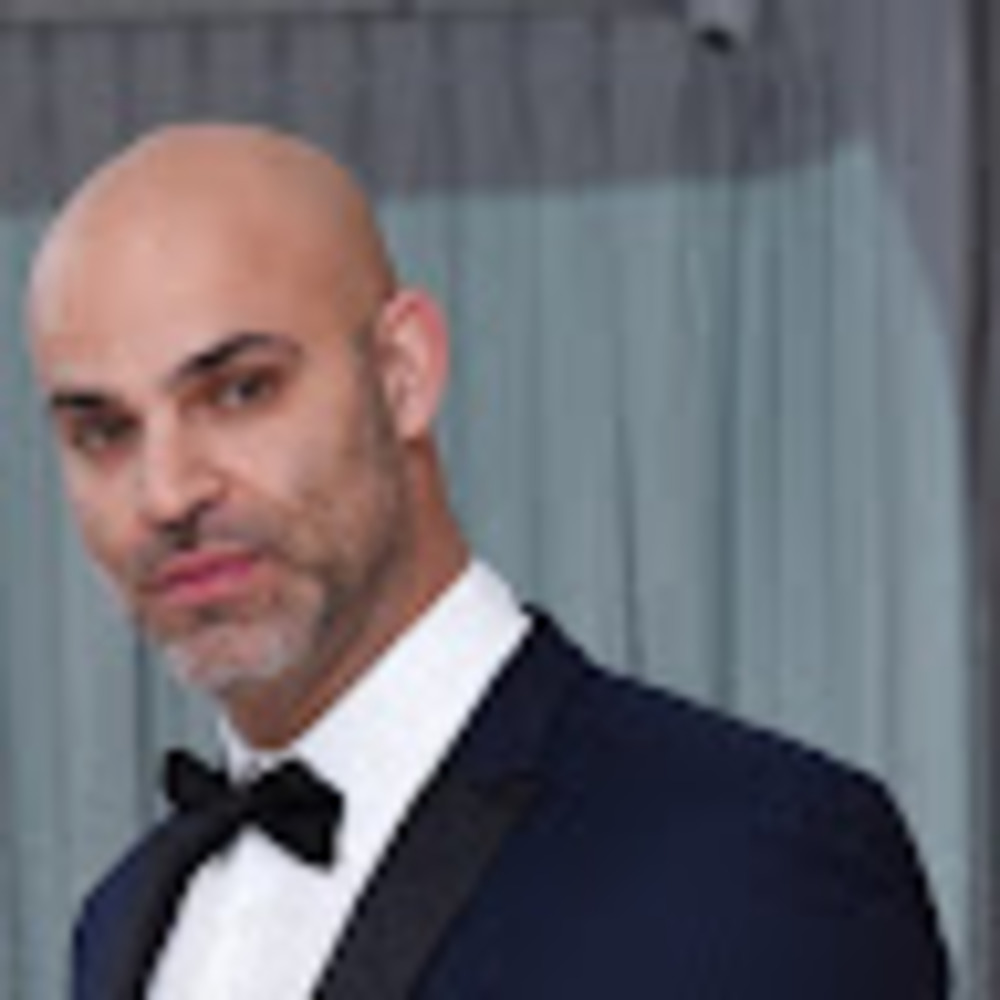Meet your Posher, Personal email gio